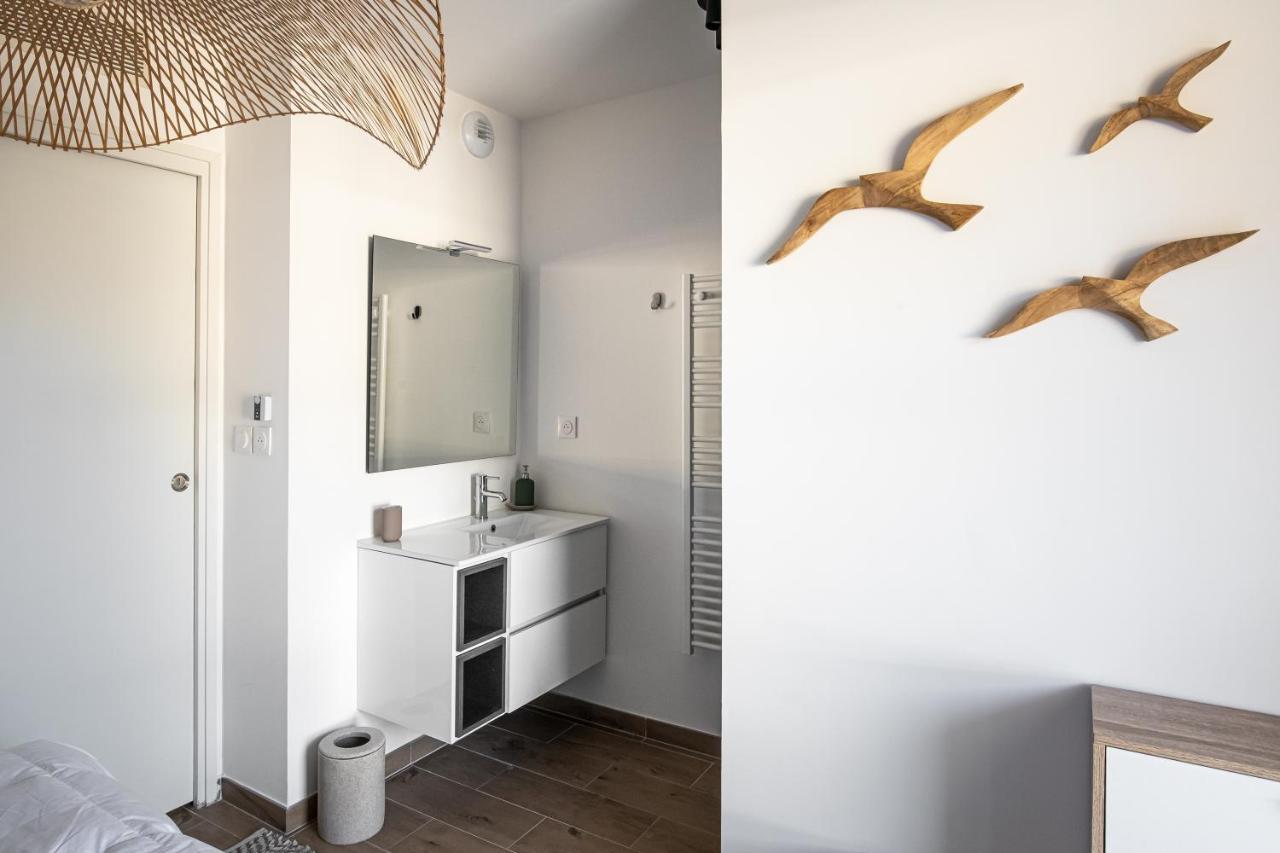 Superbe Appartement Bord De Mer Сен-Мандри-сюр-Мер Екстериор снимка